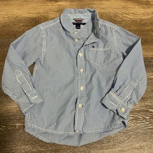 TOMMY HILFIGER  size 4 button down